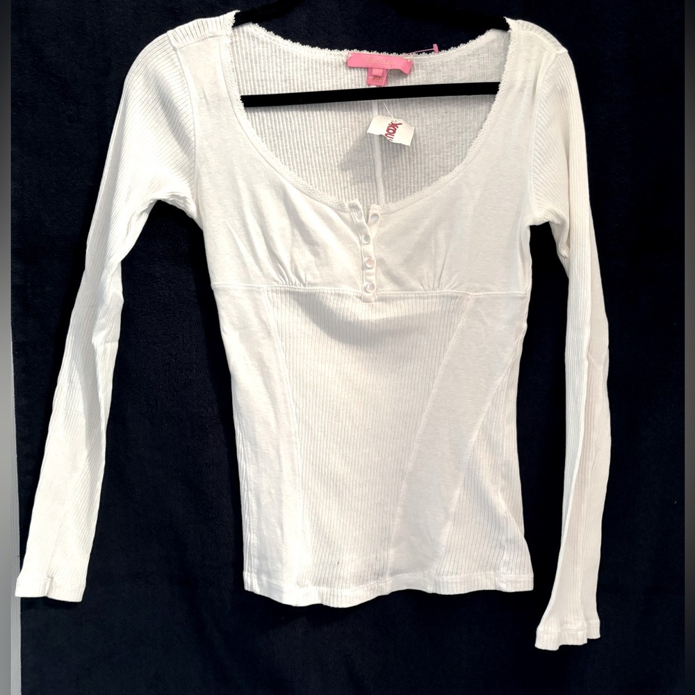 NWT Lilly Pulitzer long sleeve henley top - small